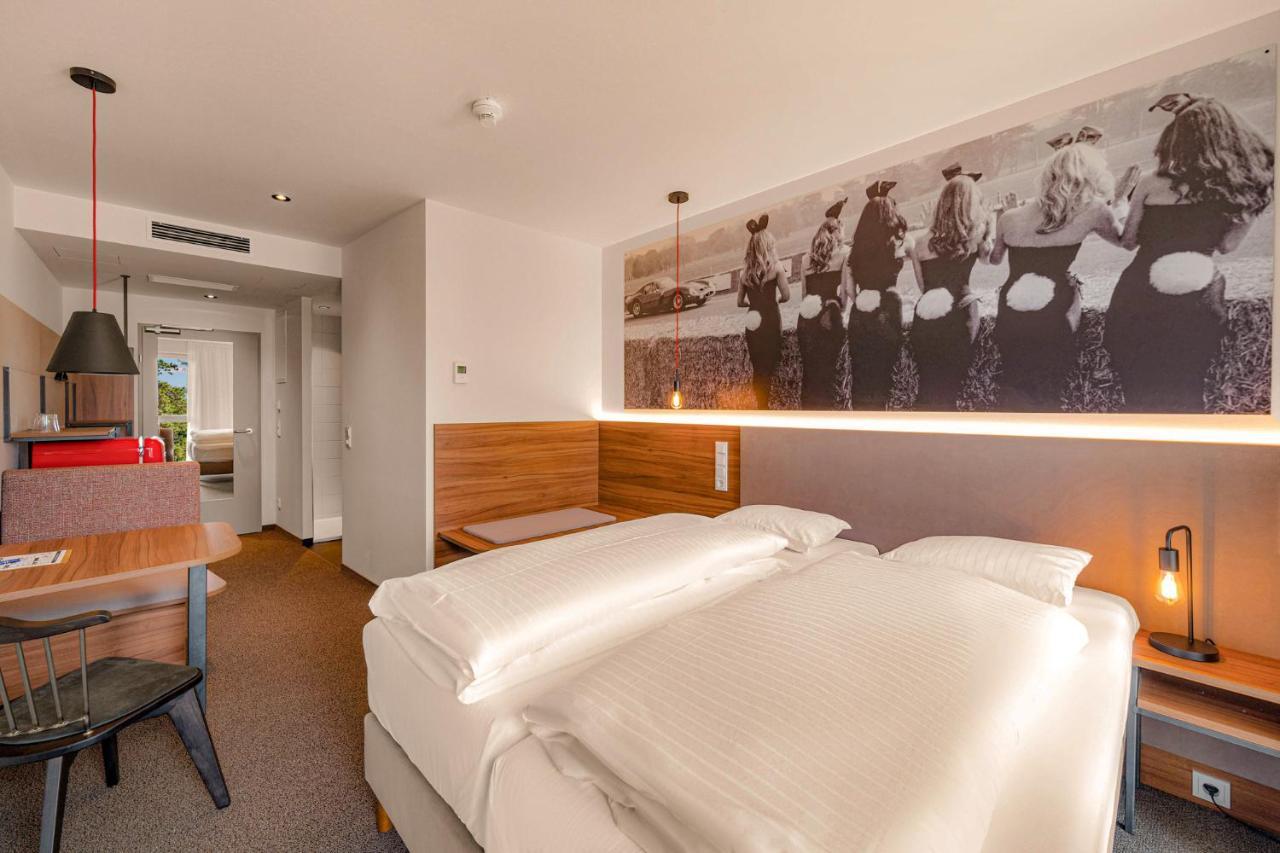 Zuendwerk - Motel Strasshof an der Nordbahn Eksteriør billede